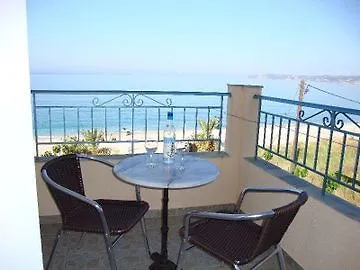 Christina Studios Λουρδάτα Ελλάδα